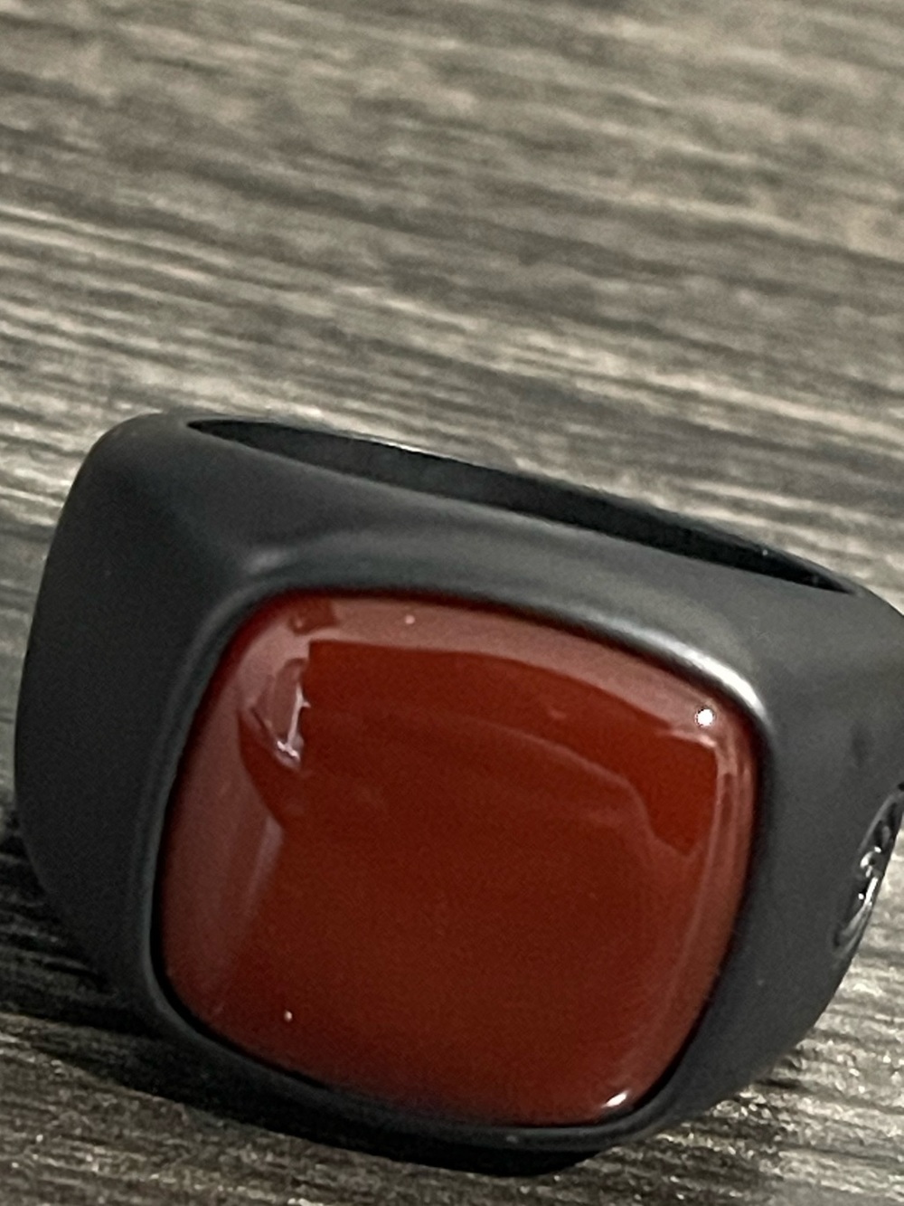 David Yurman signet ring titanium with carnelian size 13.5
